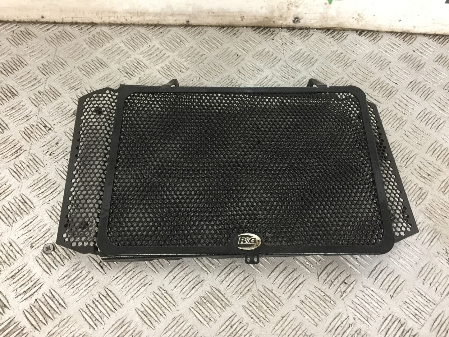 YAMAHA MT09 MT-09 RADIATOR GRILLS YEAR 2018 (STOCK 906)