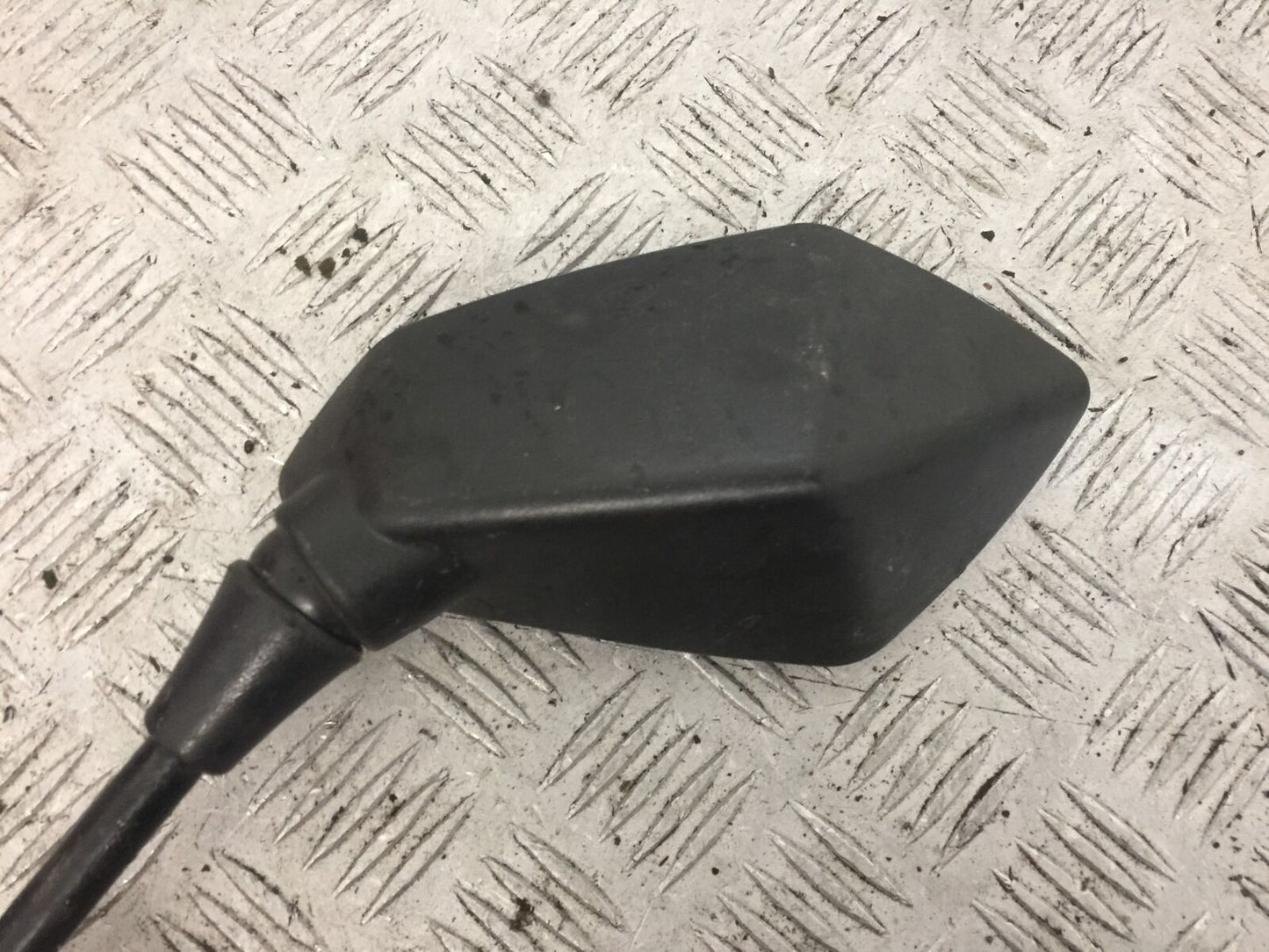 TRIUMPH 600 SPEED FOUR LEFT MIRROR YEAR 2002 (STOCK 756)