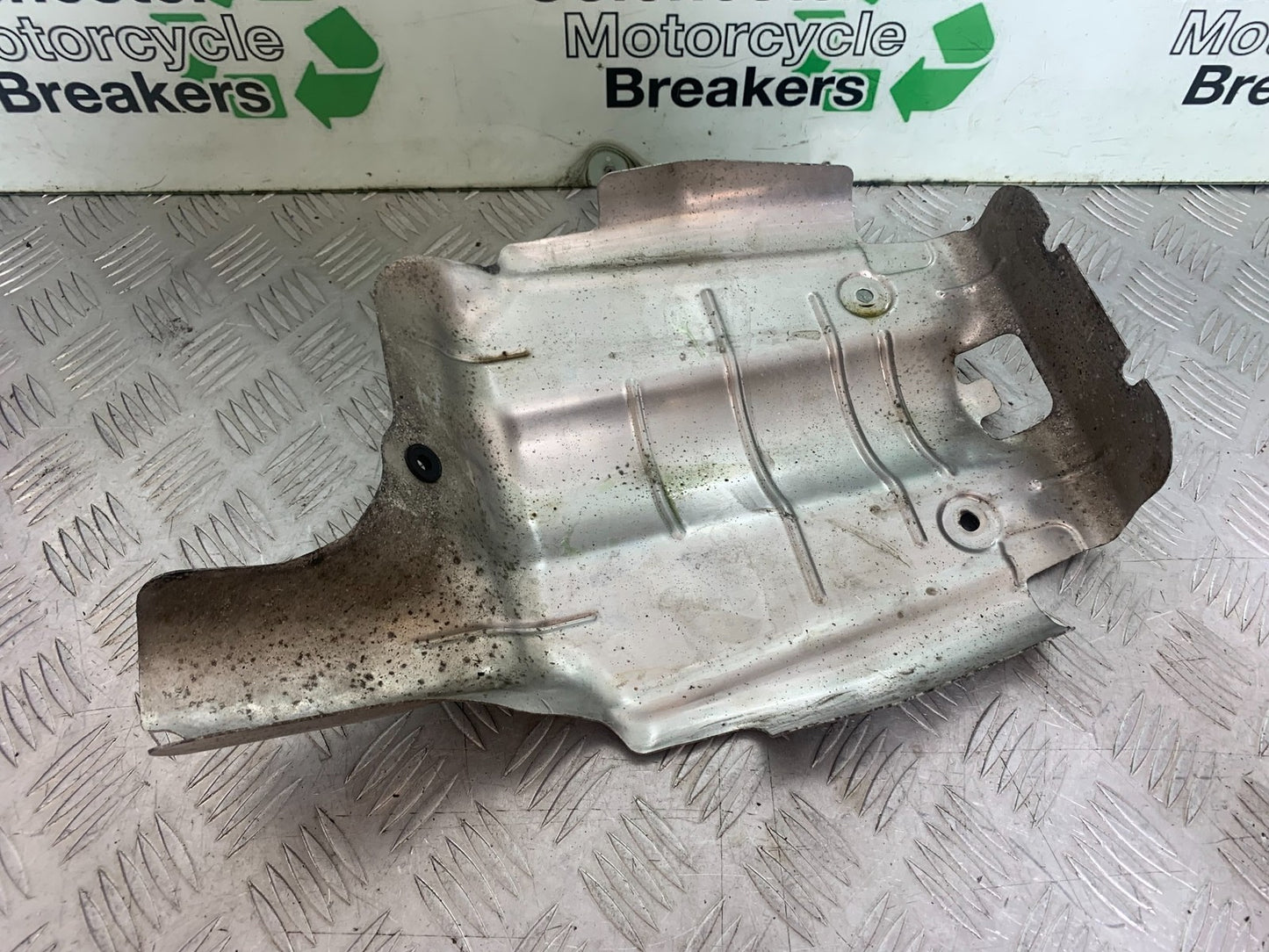 SUZUKI GSR600 GSR 600 SILENCER SHIELD 2006-2010 (CMB1177)