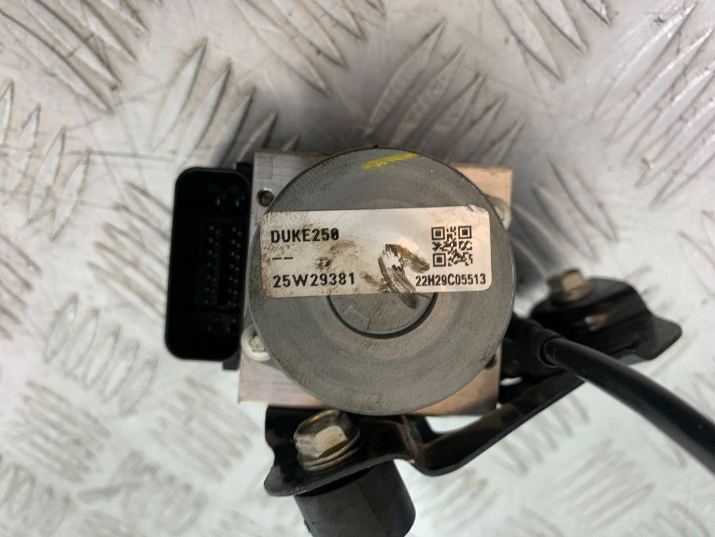 KTM 125 DUKE ABS PUMP YEAR 2018-2023 (CMB1185)