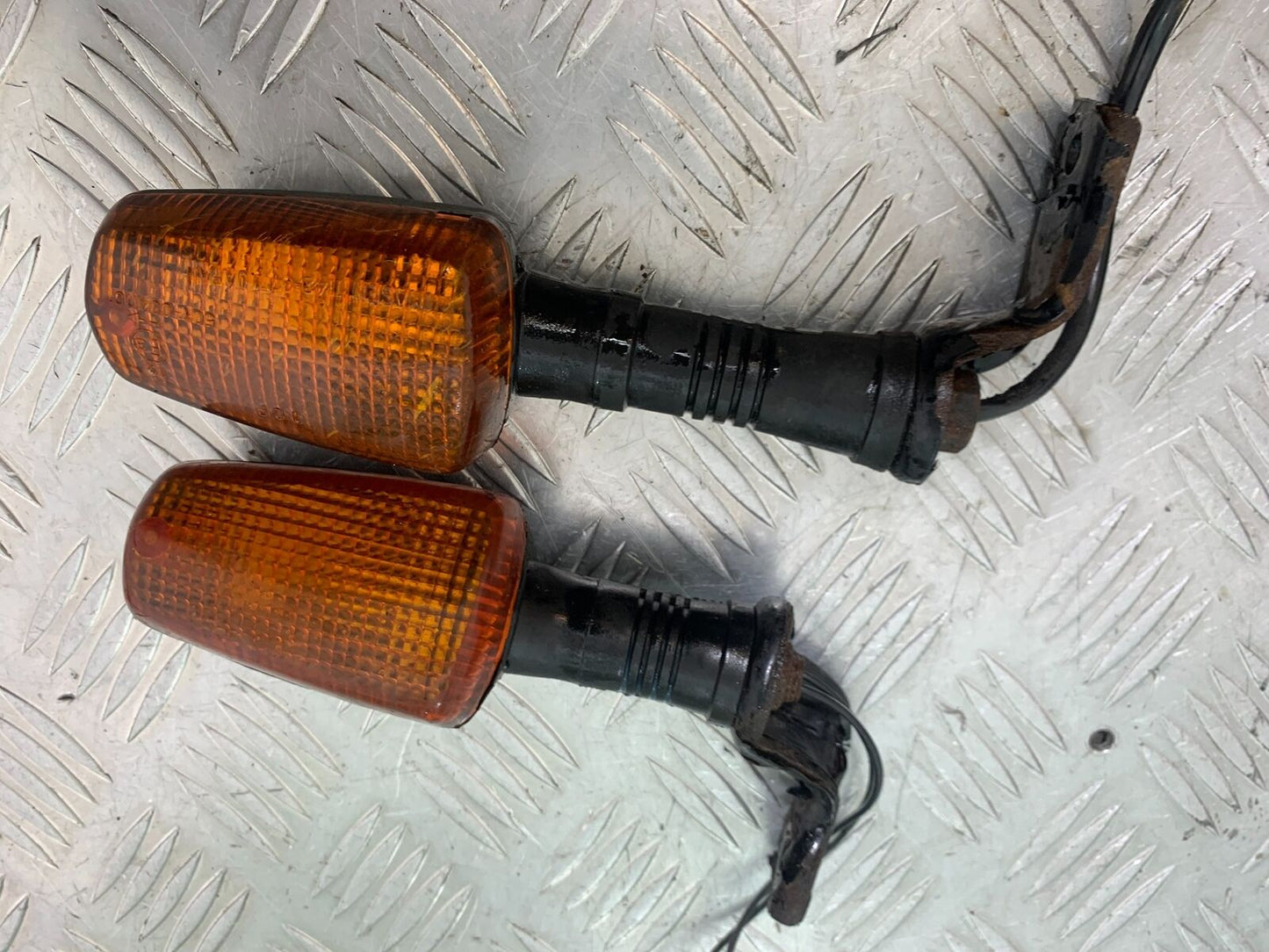 YAMAHA FJ1100 FJ 1100 REAR INDICATORS YEAR 1984-1985 (CMB1101)