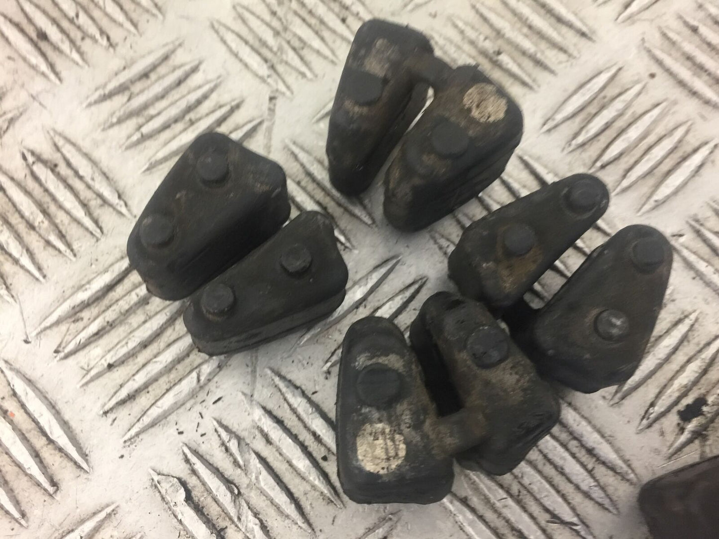 HONDA CBR600 CBR 600 RR CUSH DRIVE RUBBERS YEAR 2016 (STOCK 348)