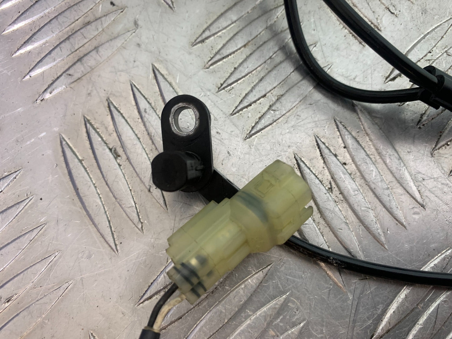 TRIUMPH TRIDENT 660 FRONT & REAR ABS SENSORS YEAR 2021-2024 (CMB1148)