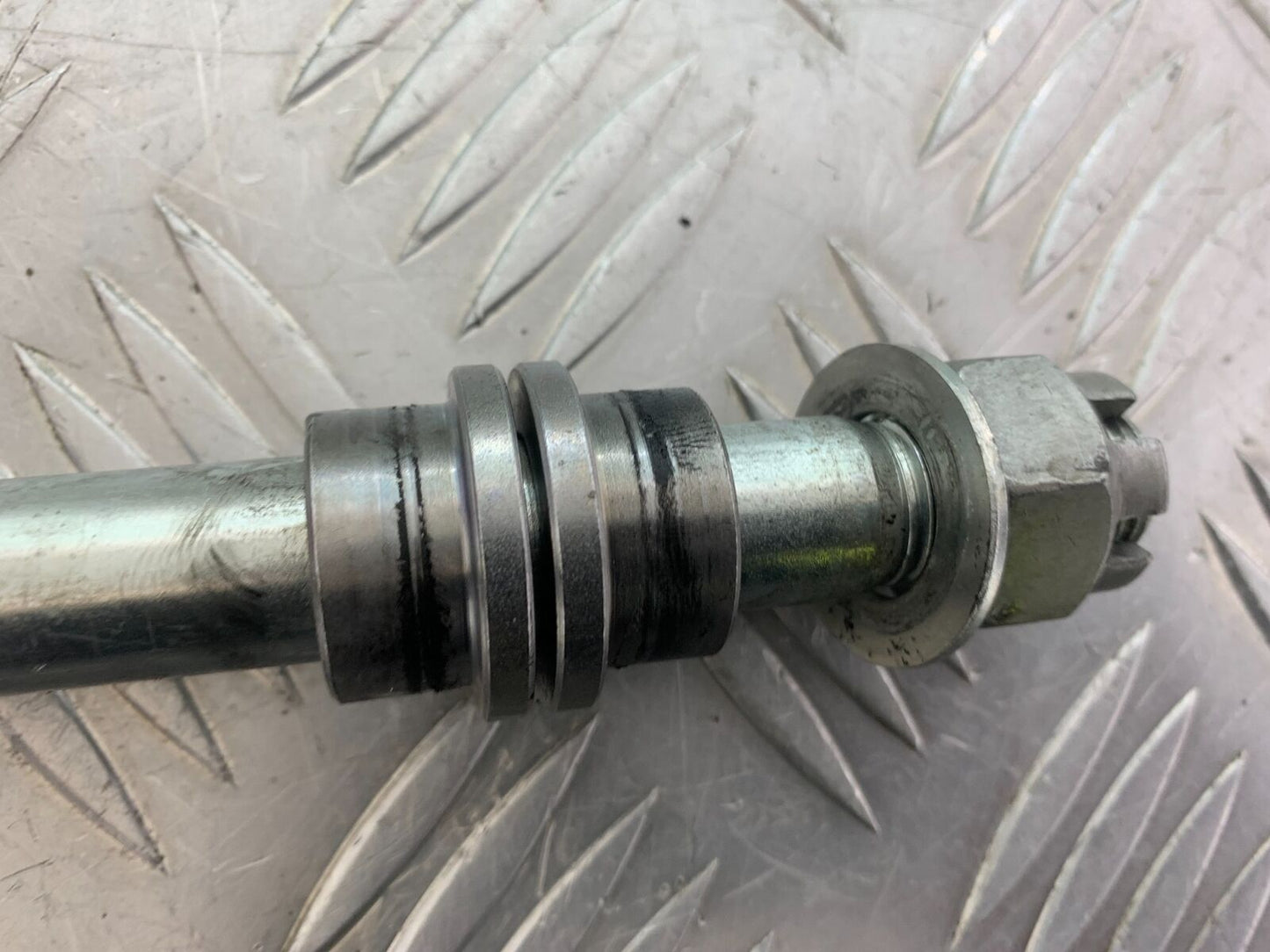 KAWASAKI NINJA 400 EX 400 FRONT WHEEL SPINDLE YEAR 2024 (CMB1075)