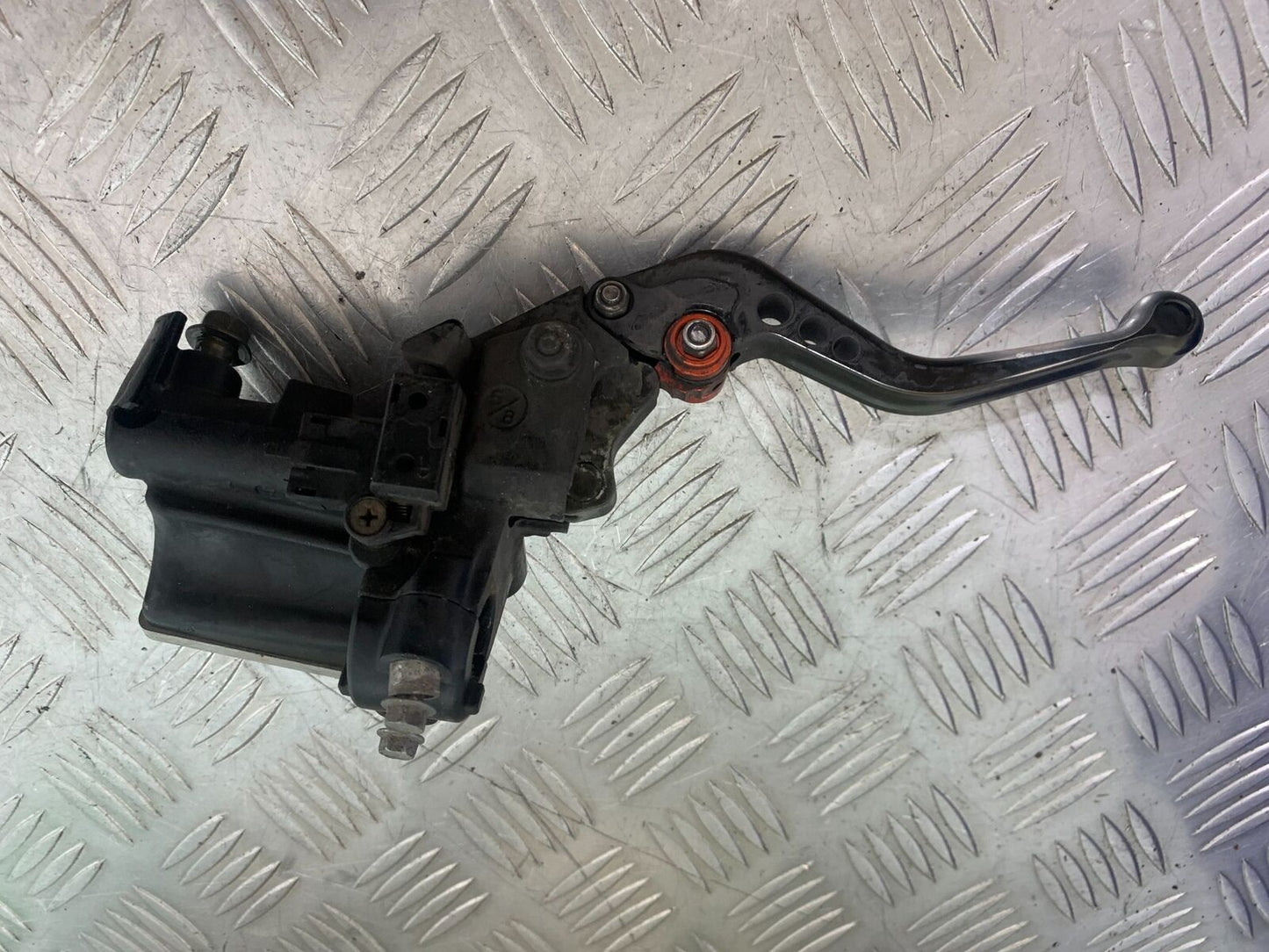 YAMAHA XJR1300 XJR 1300 CLUTCH MASTER CYLINDER YEAR 1999-2003 (CMB1119)