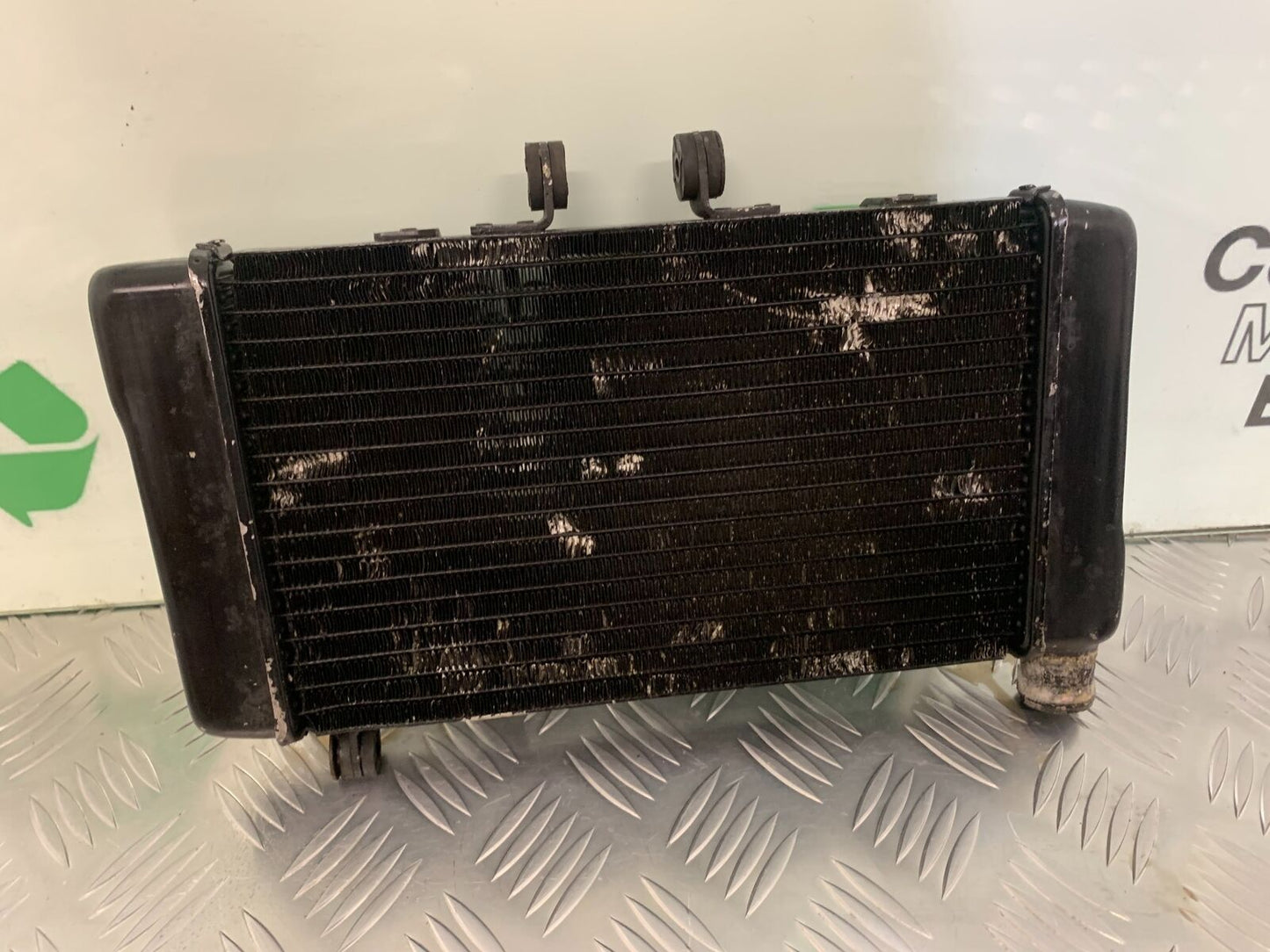 HONDA NT650 V DEAUVILLE RADIATOR YEAR 1999 (STOCK 937)