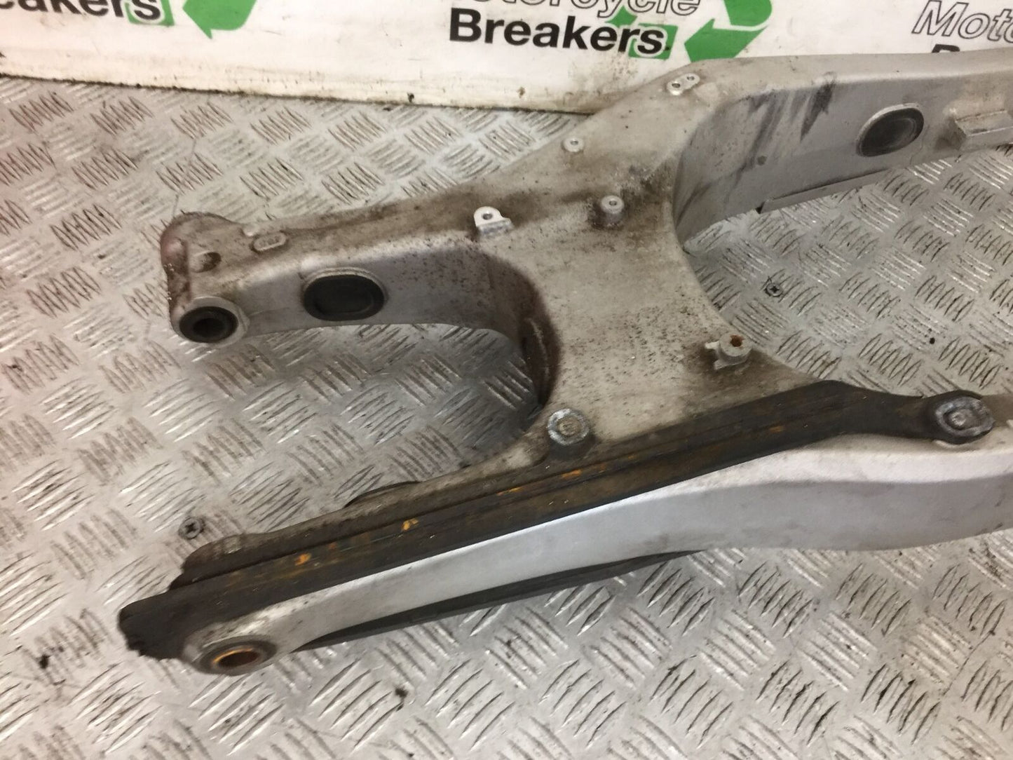 HONDA CRF1000 CRF 1000 AFRICA TWIN SWINGARM 2019 (STOCK 759)