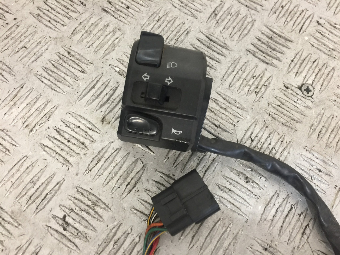DUCATI MONSTER S4 916 LEFT SWITCH GEAR YEAR 2001 STOCK (755)