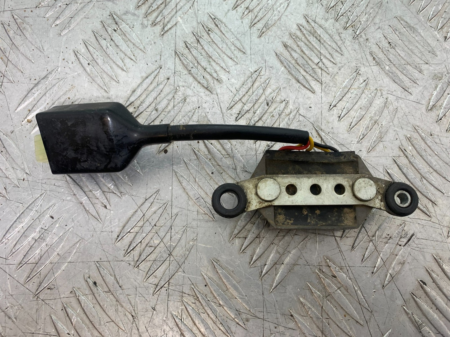 KAWASAKI KXF450 KXF 450 REGULATOR YEAR 2013 CMB1217)