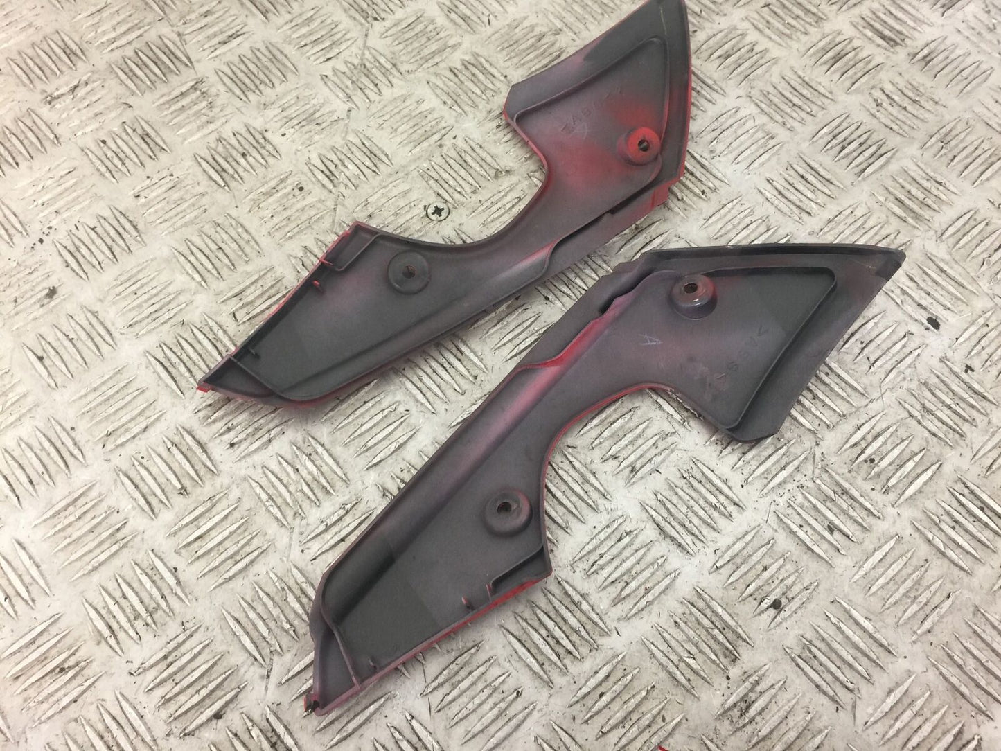 YAMAHA YZF R1 LEFT AND RIGHT INFILLS YEAR 2009-2014 STOCK NO 329