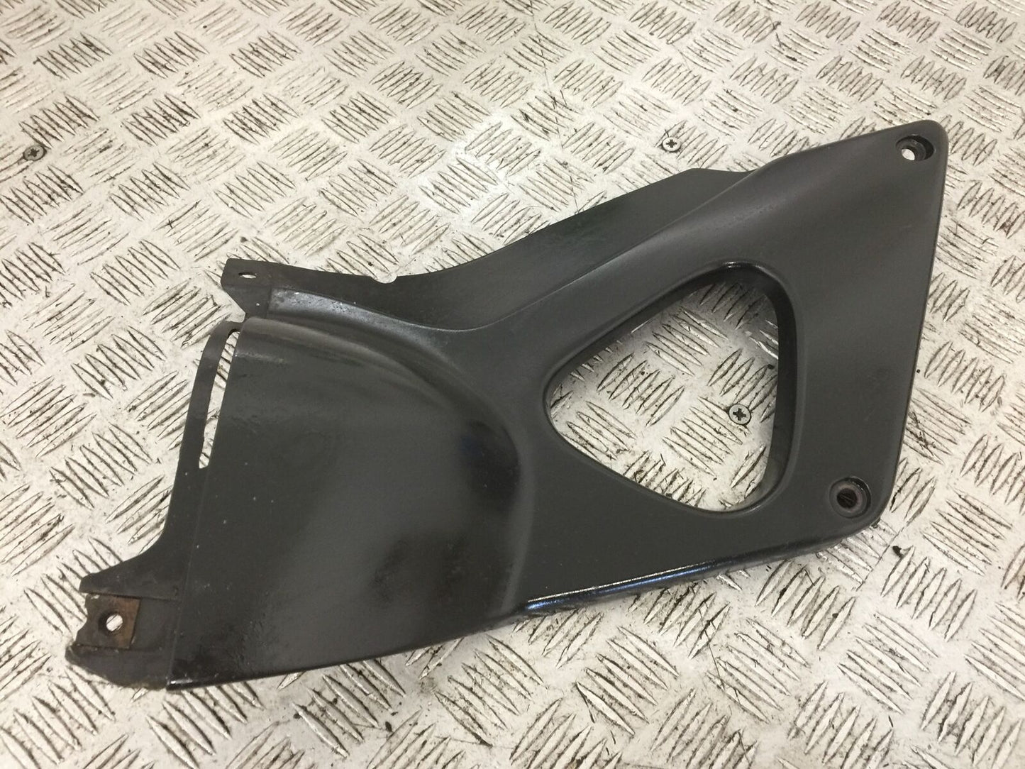 HONDA XL1000 VARADERO RIGHT SEAT PANEL YEAR 2004 (STOCK 764)