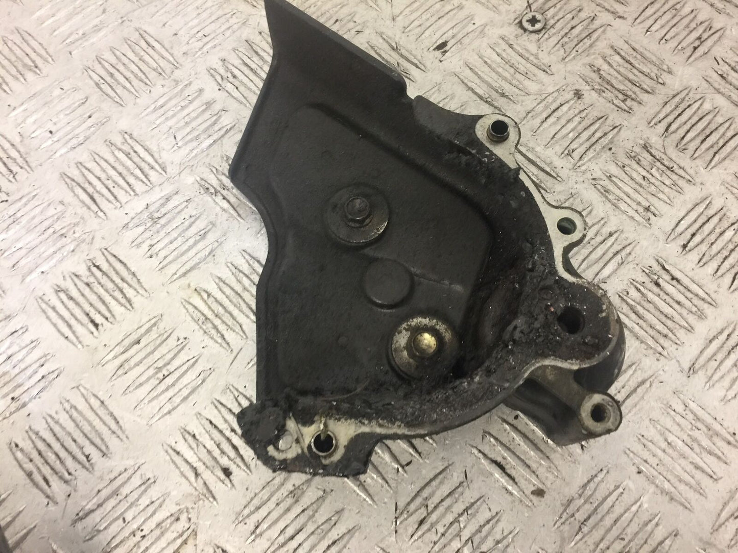 HONDA VTR1000 VTR 1000 FIRESTORM SPROCKET COVER YEAR 1998 (STOCK 675)