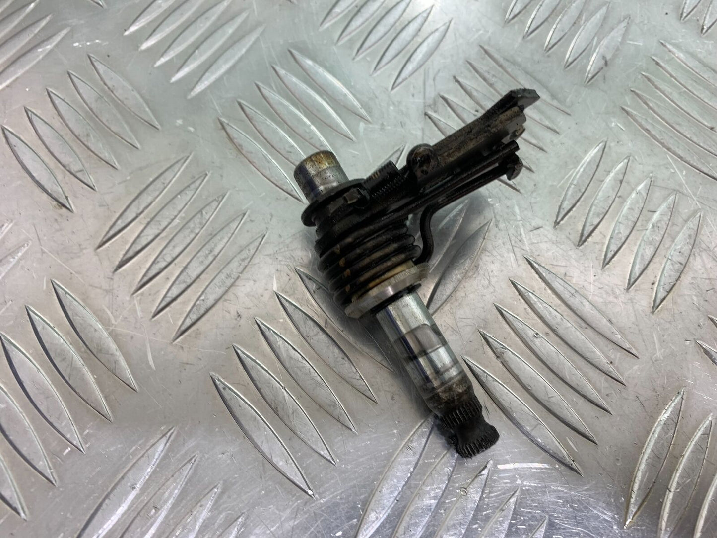 KAWASAKI NINJA 650 GEAR SHAFT YEAR 2017-2019 (CMB1018)
