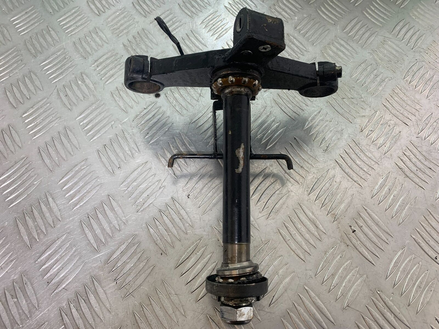 AJS DD125 REGAL RAPTOR BOTTOM YOKE YEAR 2007 (CMB1061)