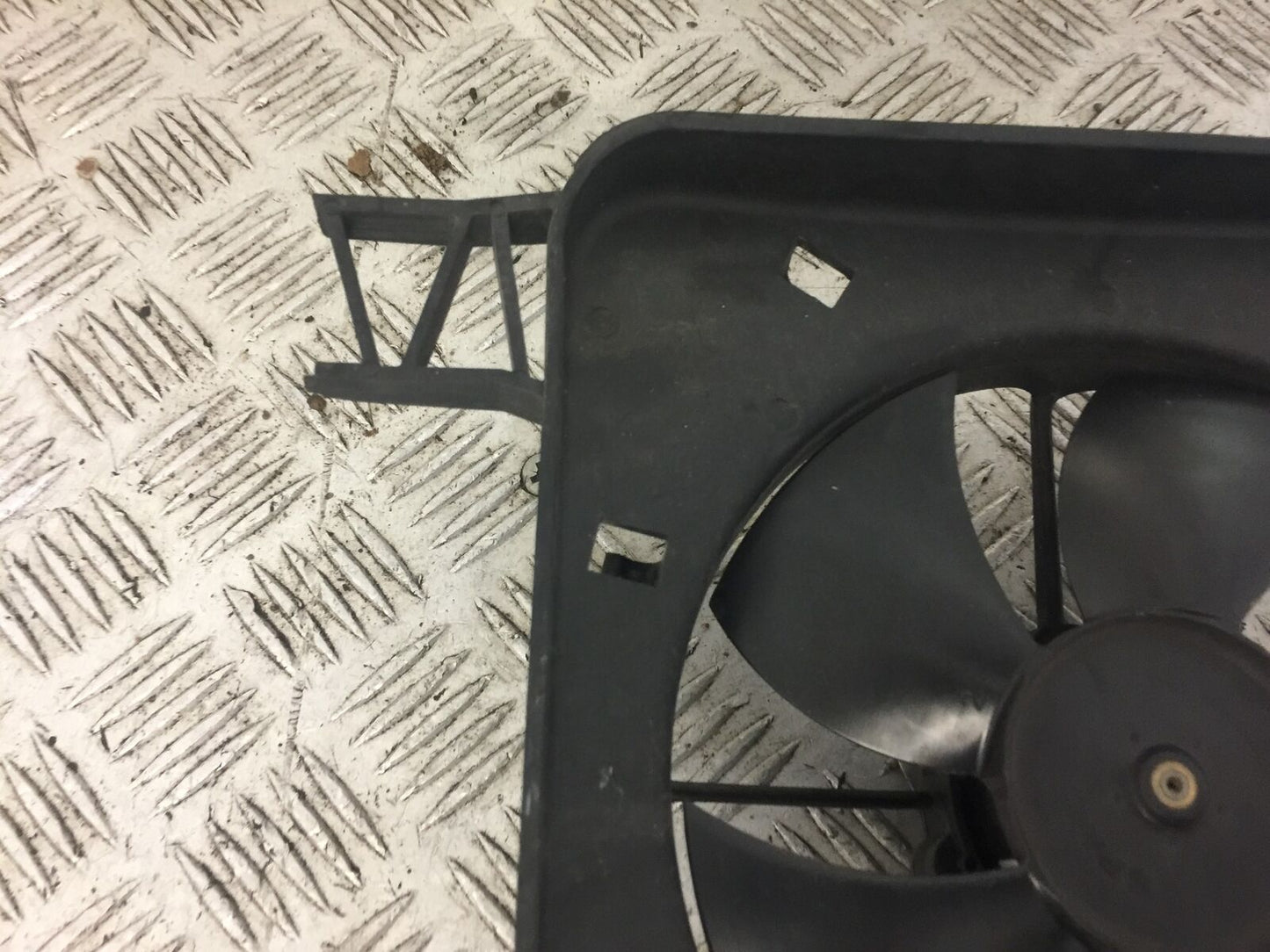 BMW S1000 R RADIATOR FAN YEAR 2018 (STOCK 645)