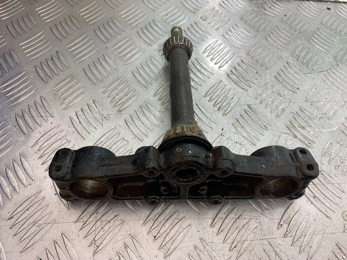 KAWASAKI KLR250 KLR 250 BOTTOM YOKE YEAR 1984-2001 (CMB1225)