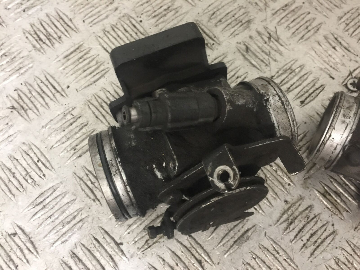 BMW R1100 S R 1100 S THROTTLE BODIES YEAR 1999 (STOCK 797)