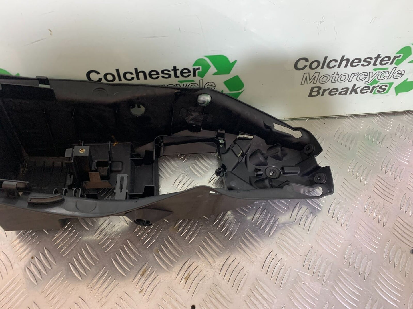 KTM 1290 SUPER DUKE UNDERTRAY YEAR 2014-2016 (CMB1006)