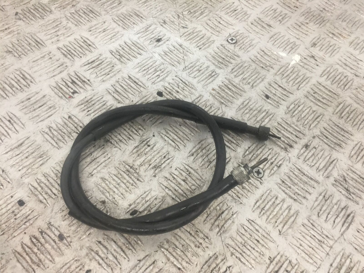 YAMAHA YZF1000 YZF 1000 THUNDERACE SPEEDO CABLE YEAR 1996 (STOCK 777)