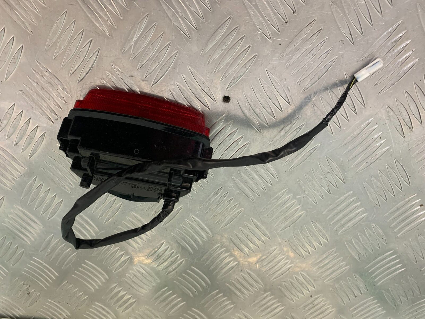 HONDA CBR1000 rr FIREBLADE REAR LIGHT YEAR 2008-2011 (STOCK 986)