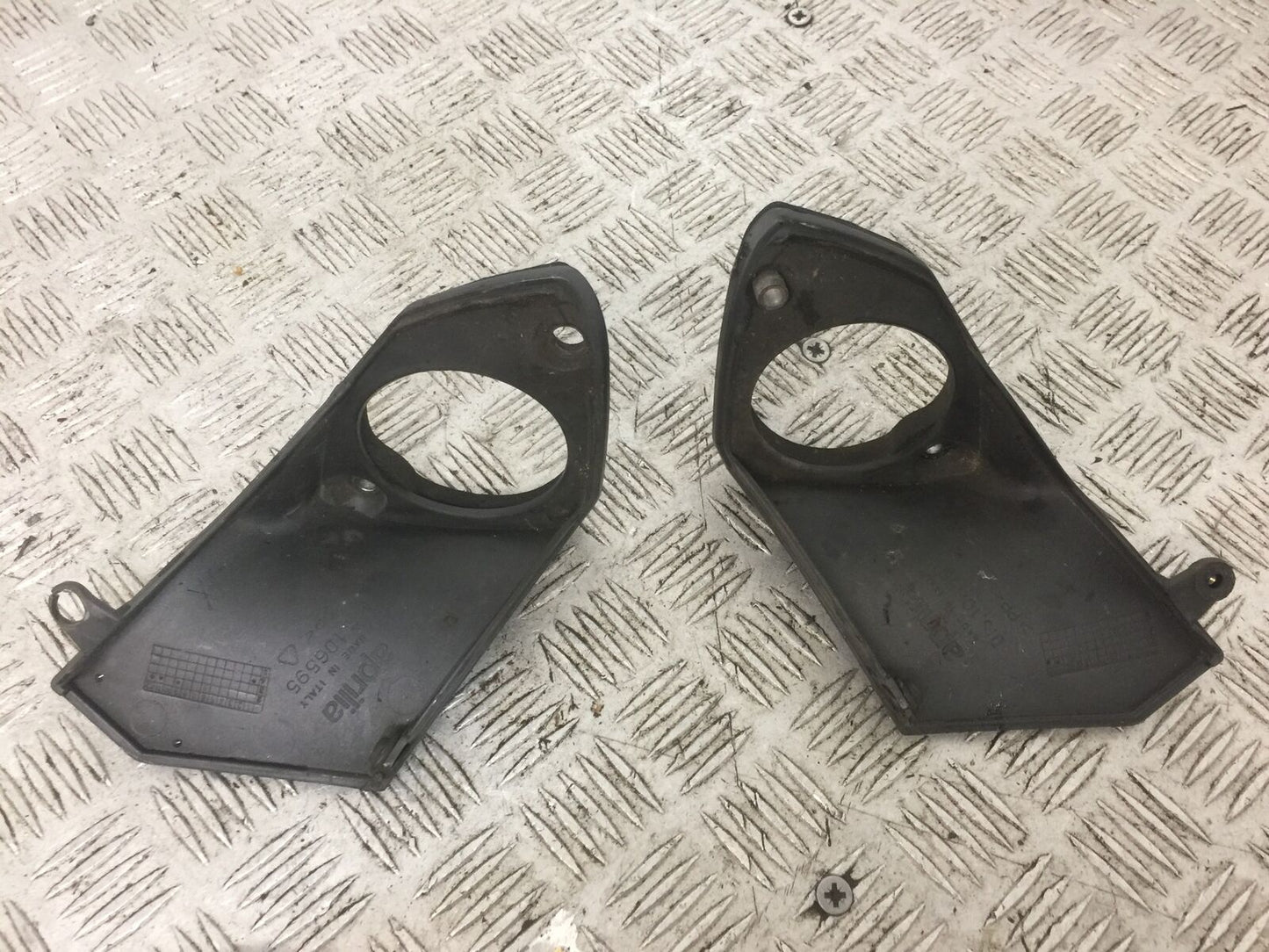 APRILIA TUONO 1000 AIR COVERS YEAR 2003-2004 (STOCK 767)