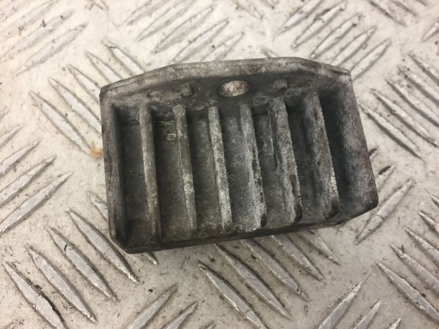 HONDA CBF125 CBF 125 REGULATOR YEAR 2011 (STOCK 614)