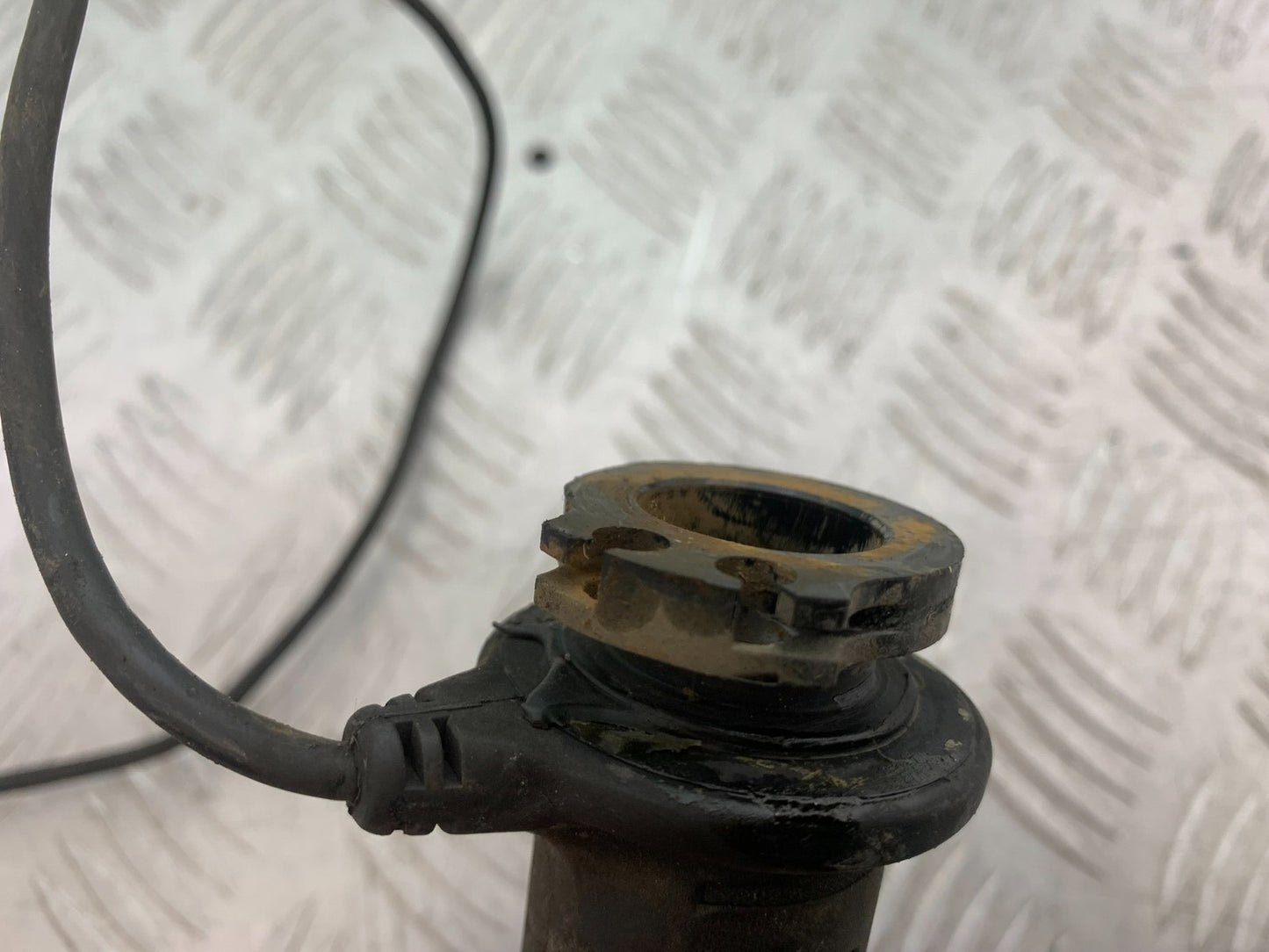 KAWASAKI Z1000 SX THROTTLE TWIST GRIP YEAR 2014-16 (CMB1264)