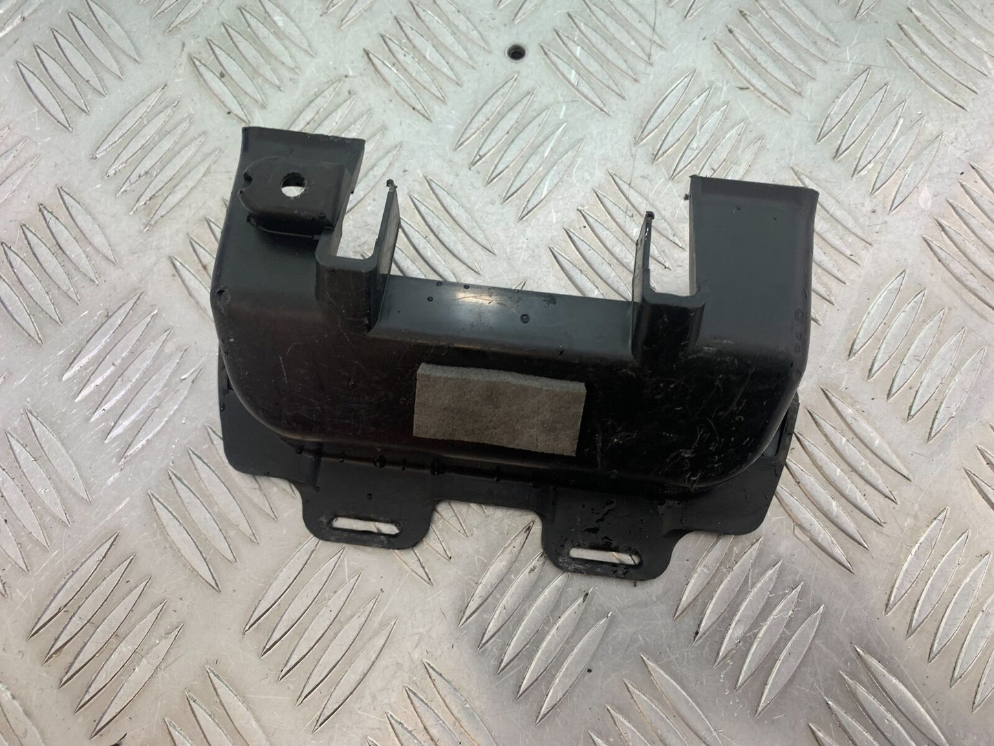 SUZUKI SV650 SV 650 mk1 TOOL BOX HOLDER YEAR 1999-2002 (CMB1036)