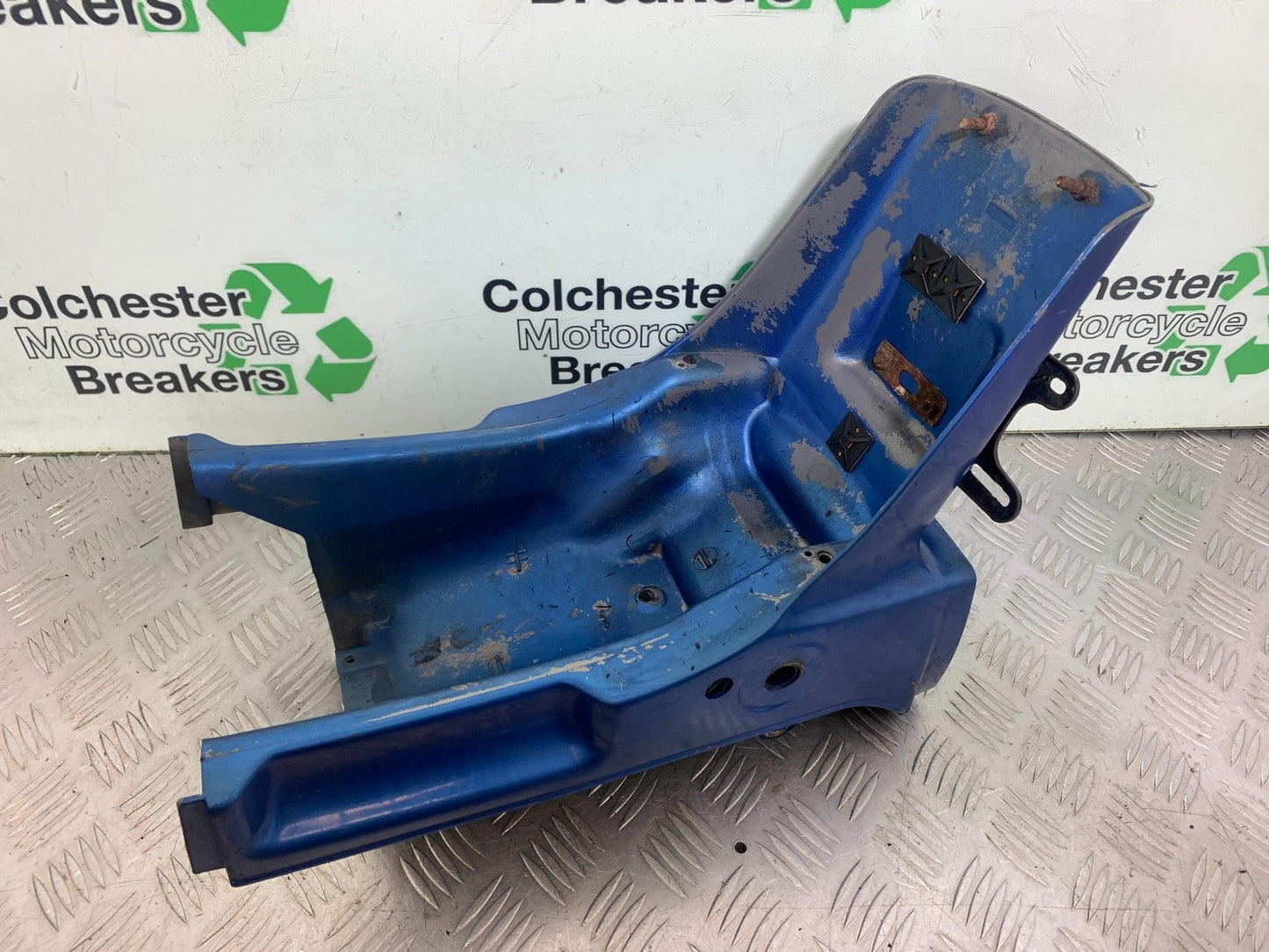 HONDA GL500 GL 500 SILVERWING REAR MUDGUARD YEAR 1981-82 (CMB1168)