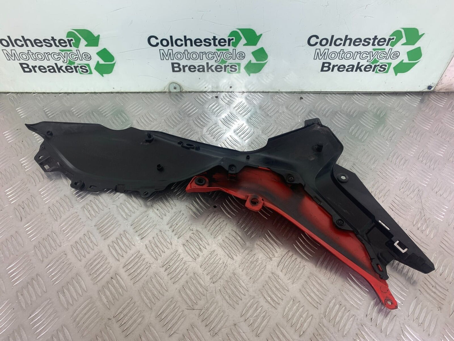HONDA NC750 NC 750 S LEFT SIDE FAIRING PANEL 2014-2016 (CMB1064)