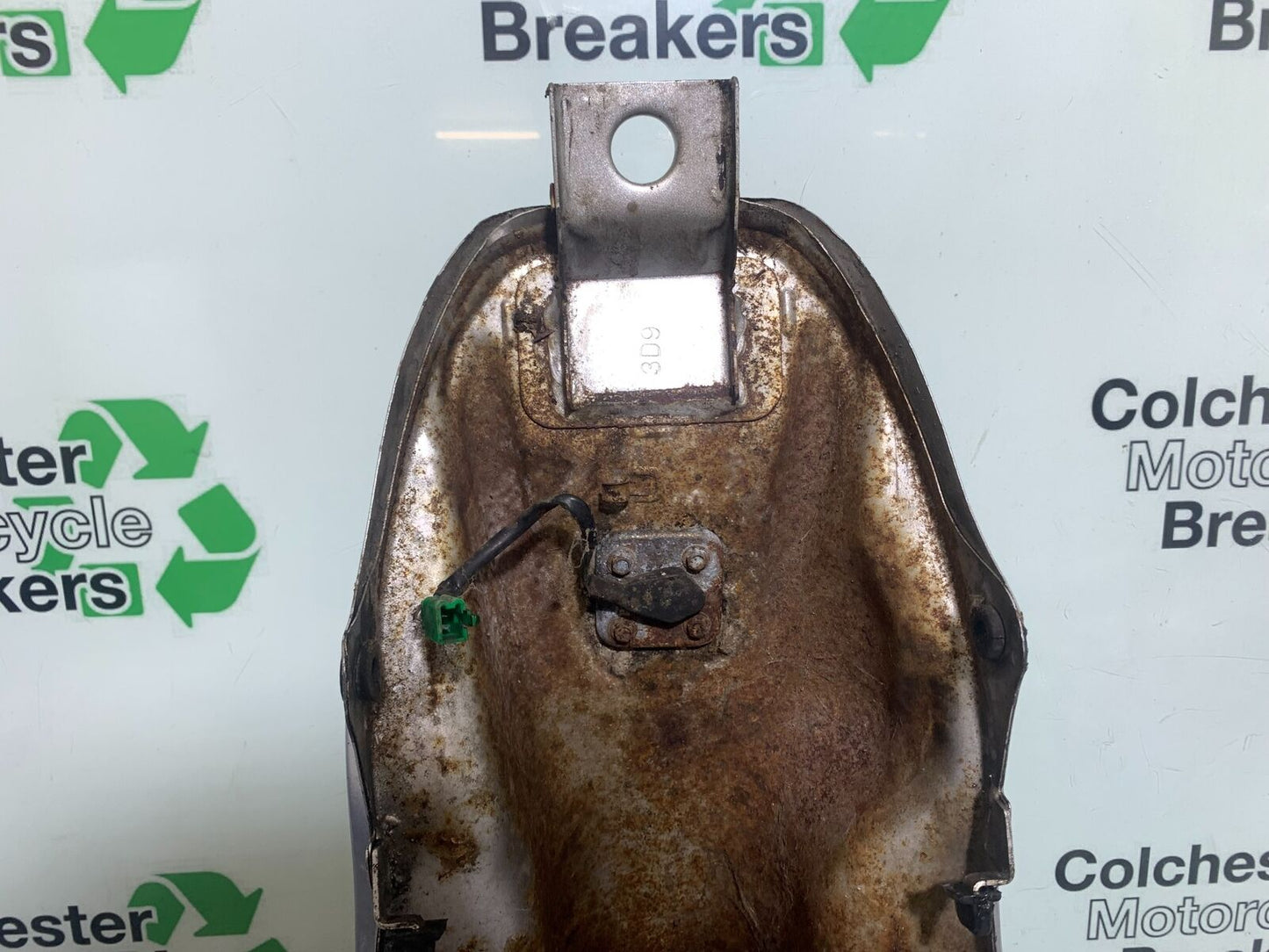 YAMAHA YBR125 YBR 125 PETROL TANK YEAR 2005-2007 (CMB1109)