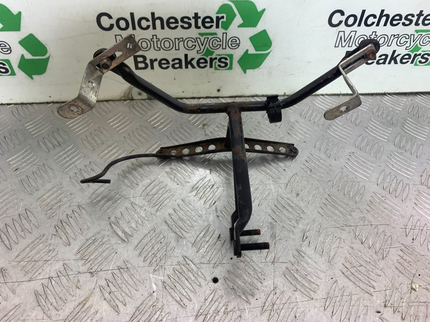 YAMAHA YZF1000 THUNDERACE FAIRING BRACKET YEAR 1997-2000 (CMB1204)
