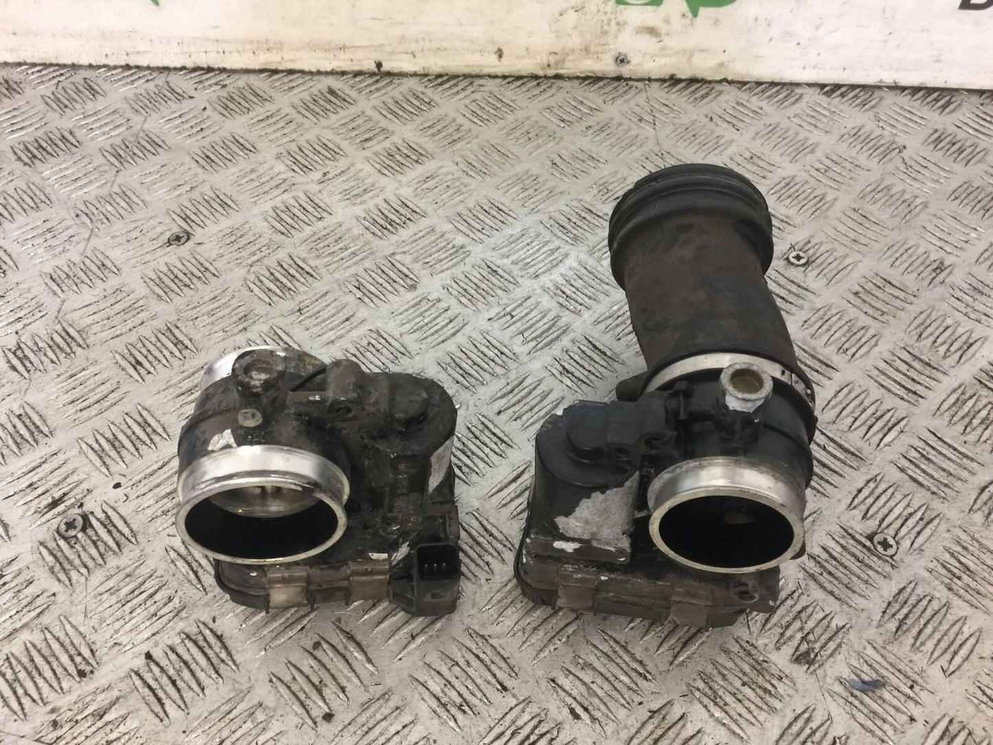 BMW R1200 GS TE EXCLUSIVE THROTTLE BODIES YEAR 2018 (STOCK 702)