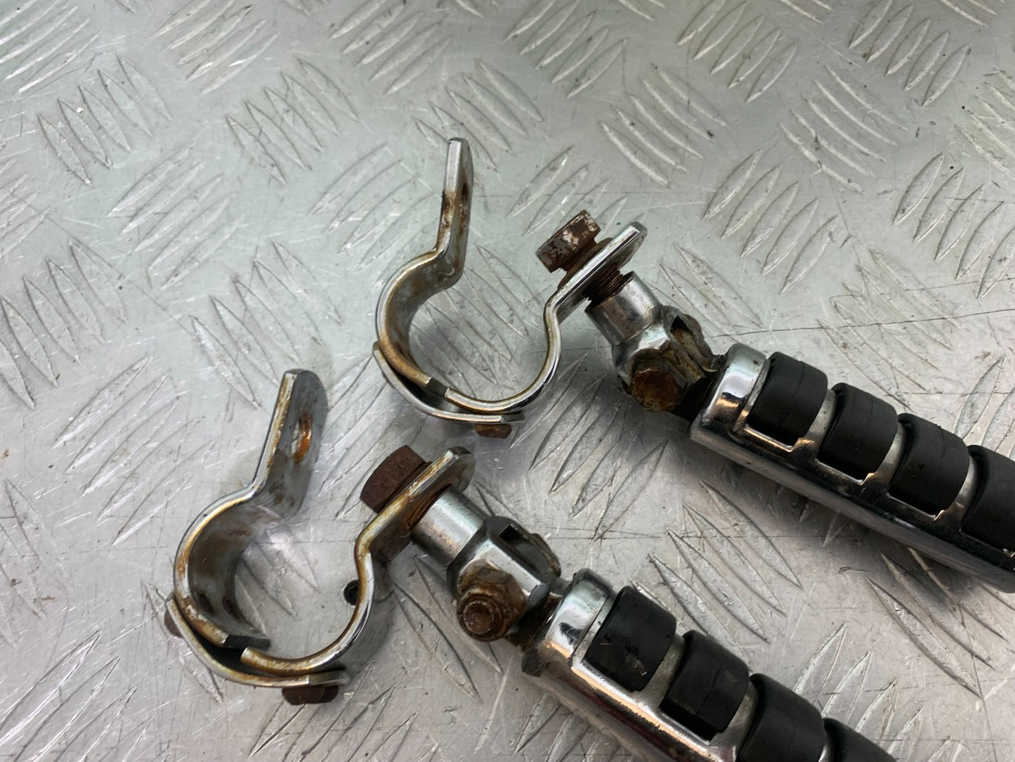 HONDA VT750 SHADOW FOOTPEGS YEAR 2003-2004 (CMB1265)