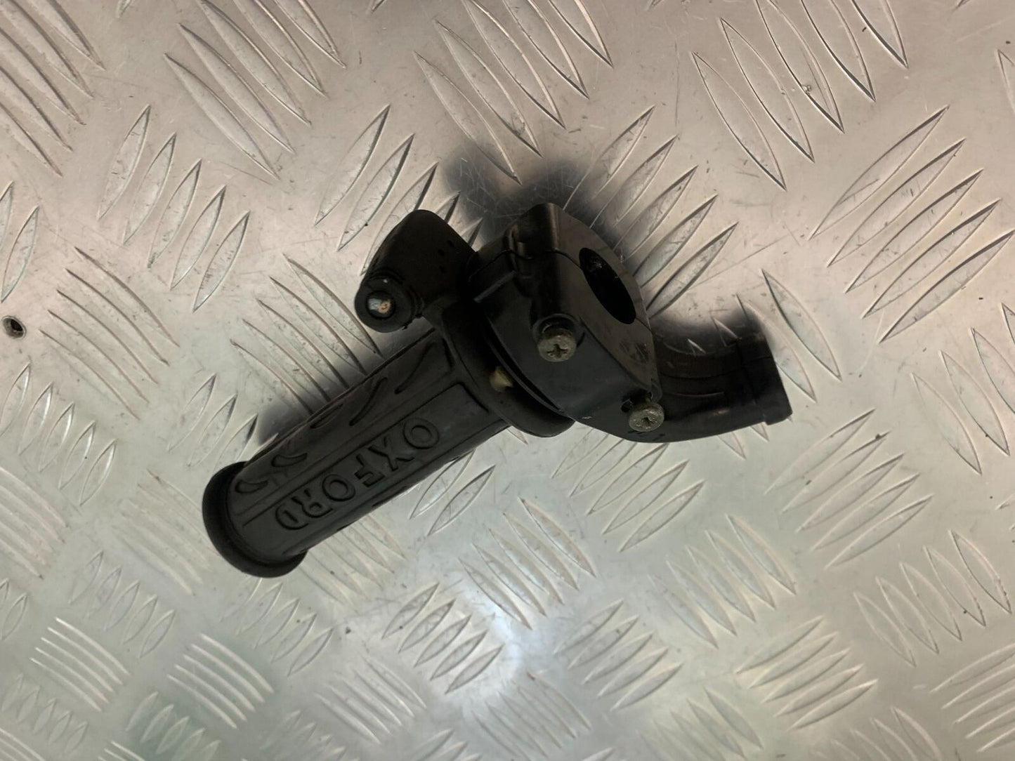 YAMAHA FJR1300 FJR 1300 THROTTLE HOUSING YEAR 2001-05 (STOCK 946)