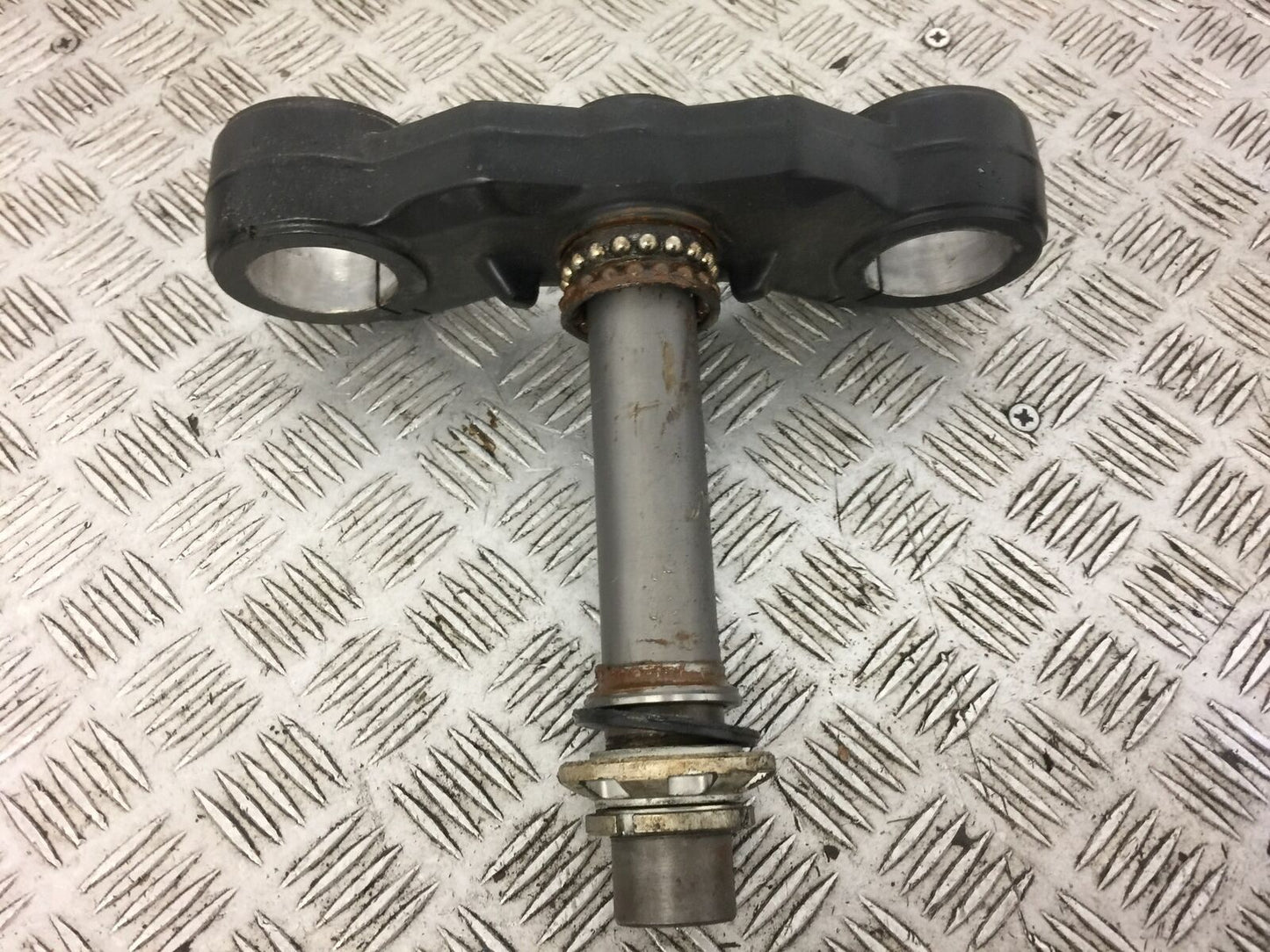 BENELLI TORNADO TNT 125 BOTTOM YOKE 2018 (STOCK 556)