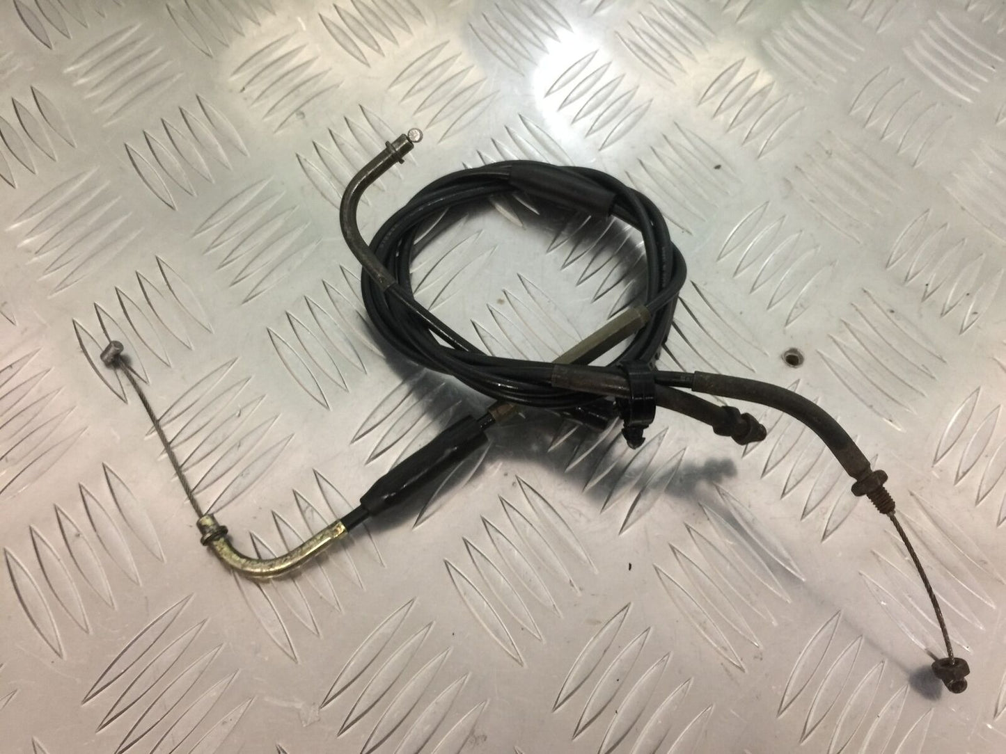 KAWASAKI ZX10R ZX10 R THROTTLE CABLES YEAR 2004-2005 (STOCK 932)