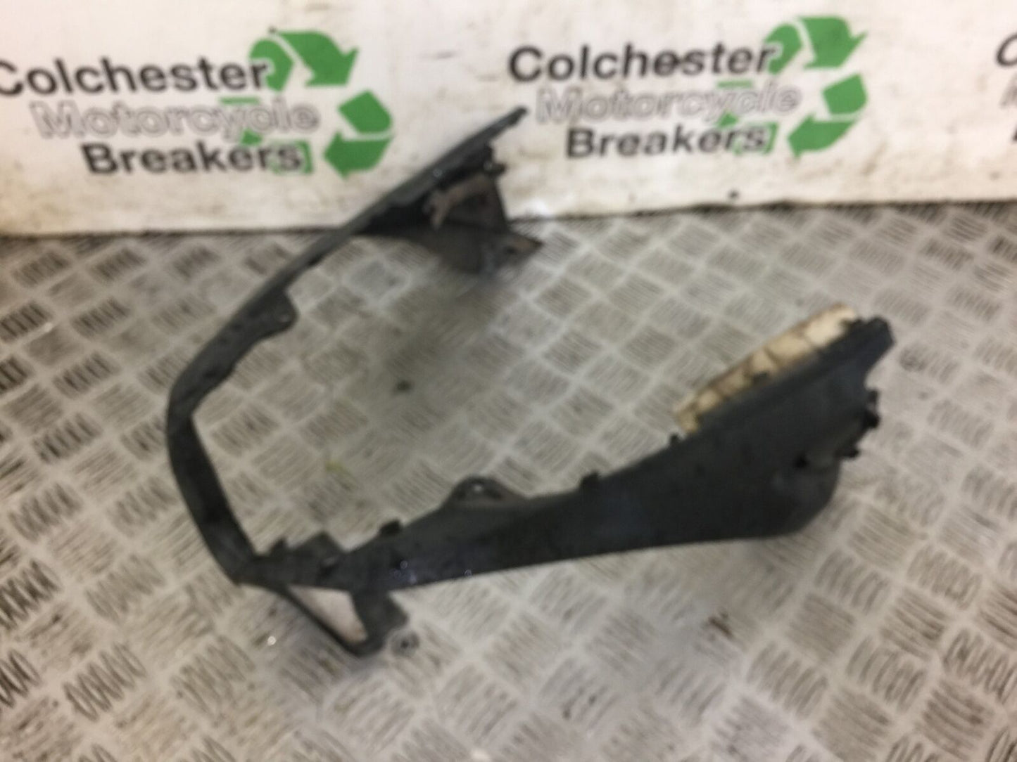 YAMAHA FZ6 S2 SILENCER INFILL PANEL YEAR 2007 (STOCK 547)