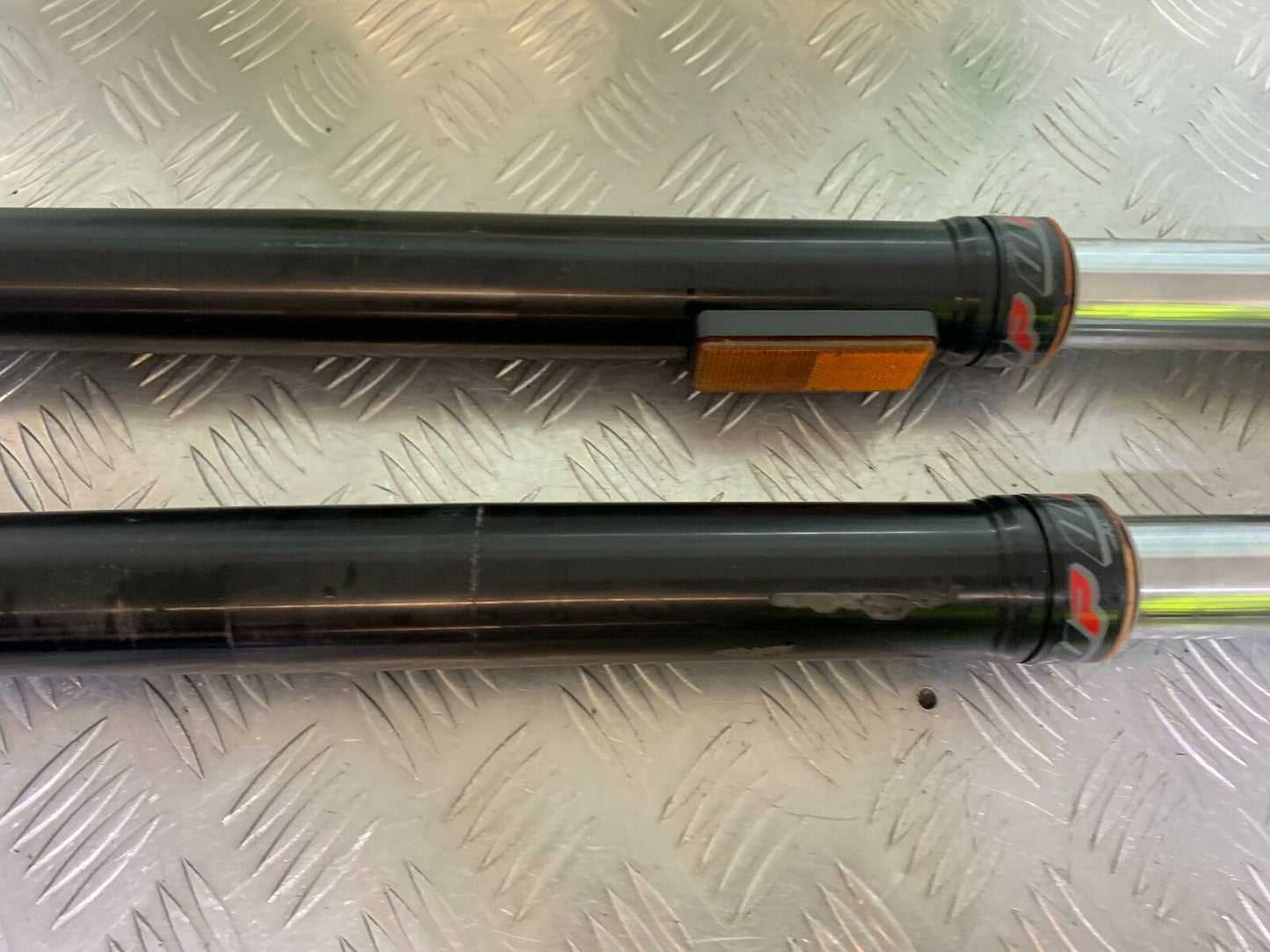 KTM 125 DUKE FORKS (BENT SOLD AS PARTS) YEAR 2018-2023 (CMB1083)