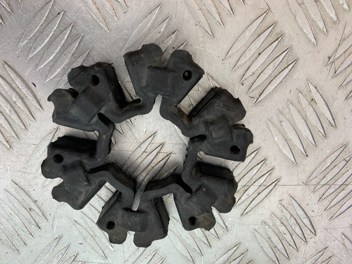 KTM 125 DUKE CUSH DRIVE RUBBERS YEAR 2018-2023 (CMB1185)