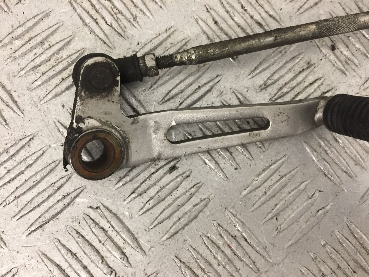 KAWASAKI Z800 Z 800 GEAR LEVER YEAR 2015 (STOCK 874)