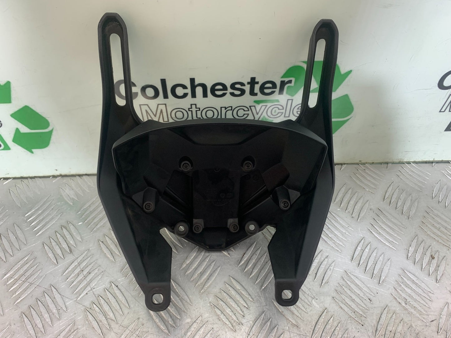 TRIUMPH TIGER 800 XRT SCREEN MOUNT 2018-2020 (CMB1193)