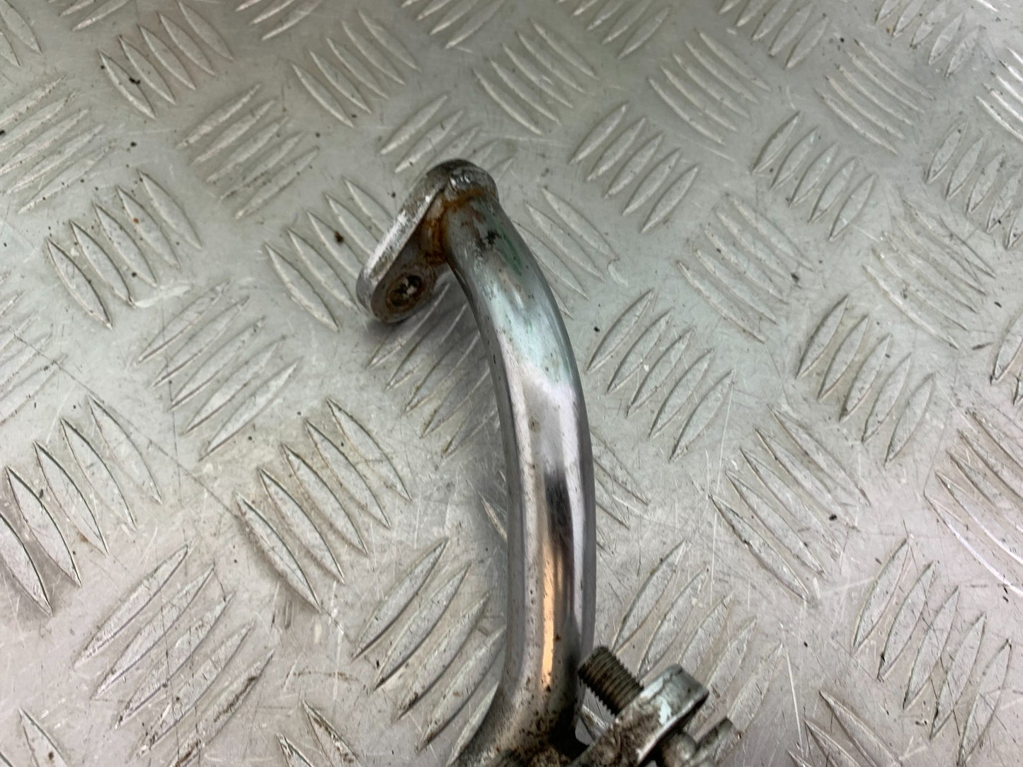 YAMAHA XV1100 XV 1100 VIRAGO RIGHT HANGER AND PEG 1990-1999 (CMB1190)