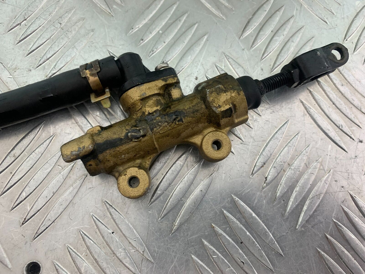 HONDA VFR400 VFR 400 NC21 REAR MASTER CYLINDER YEAR 1986-87 (CMB1043)