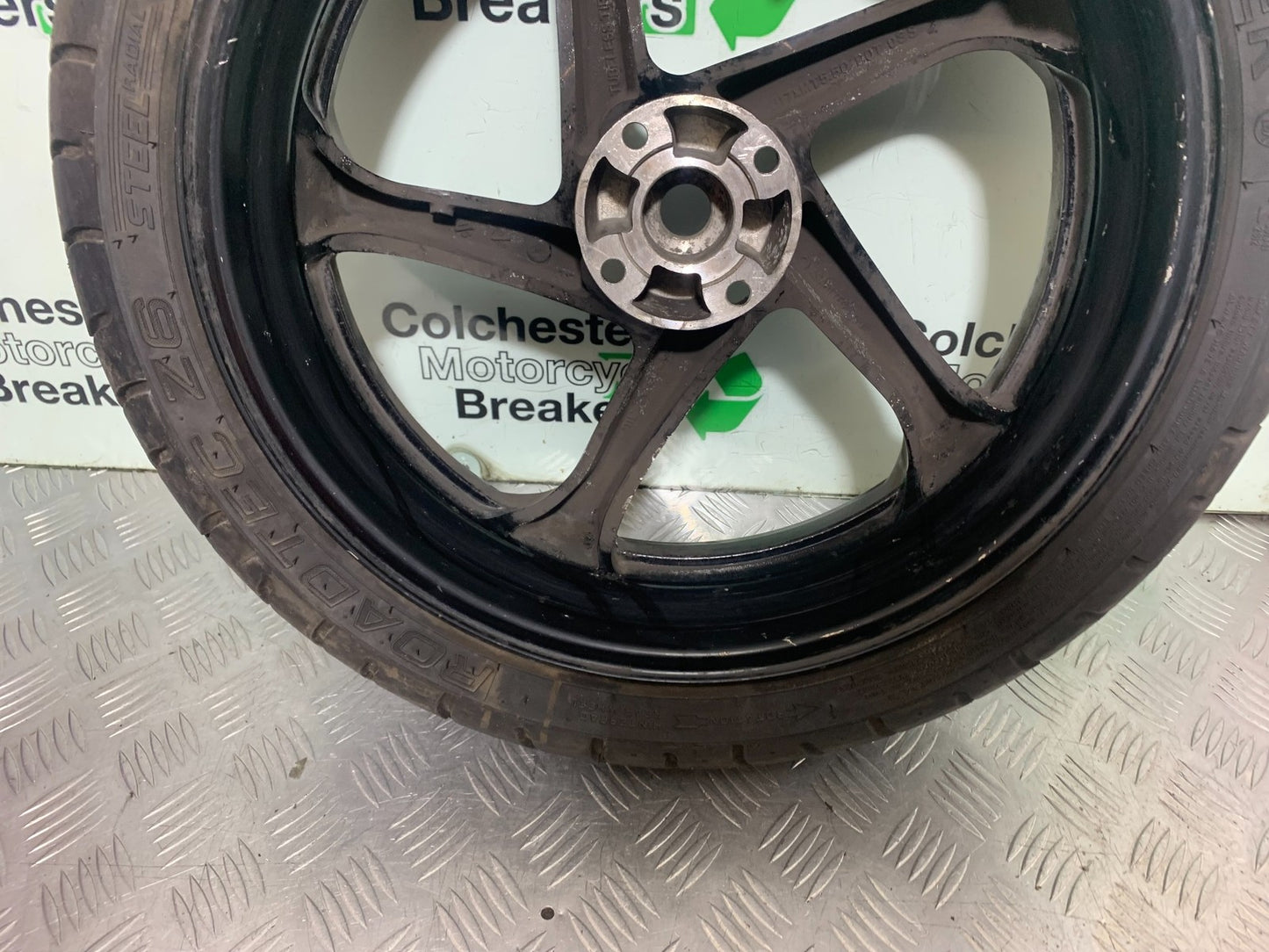 HONDA VFR800 PRE V-TEC REAR WHEEL YEAR 1998-2001 (CMB1233)