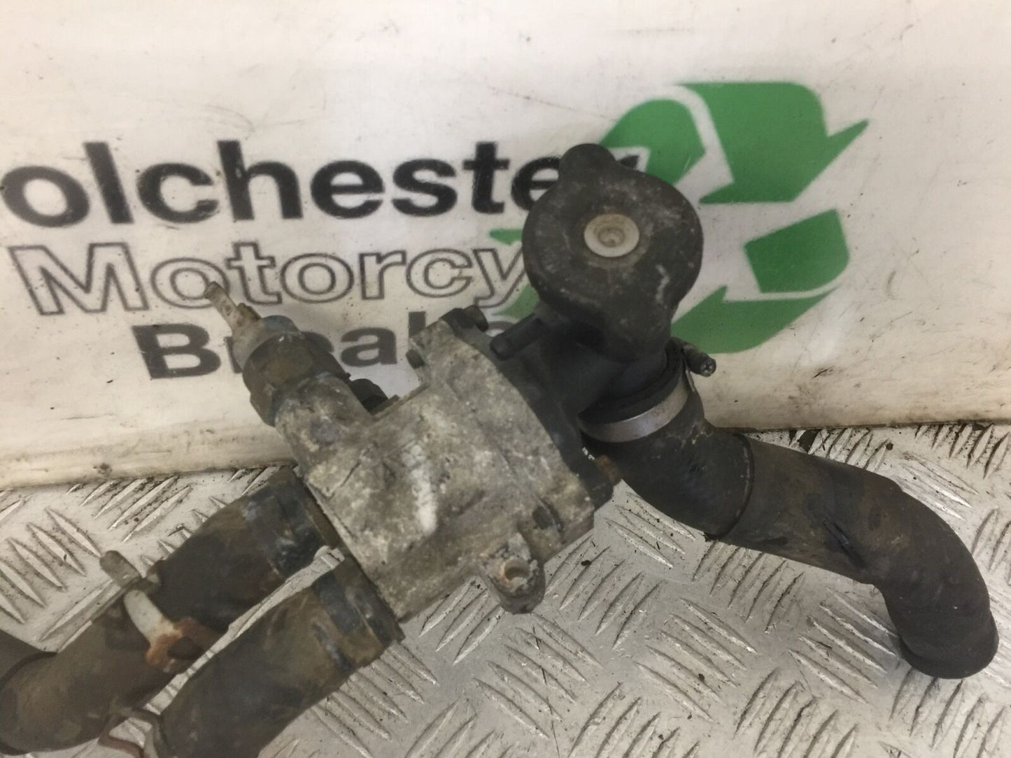 YAMAHA FZS600 FAZER 600 THERMOSTAT YEAR 1998-2001 (STOCK 844)