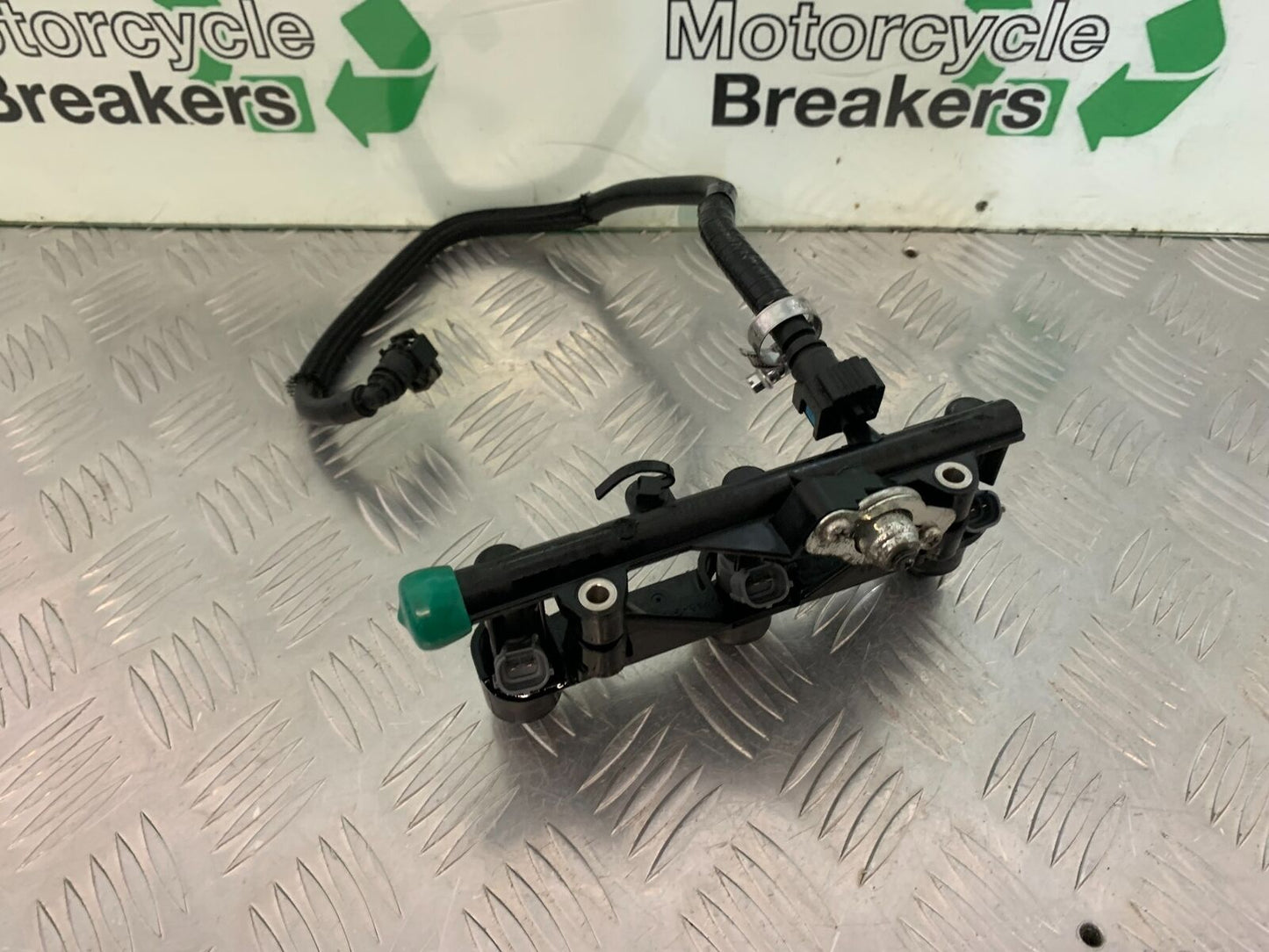 YAMAHA MT09 MT-09 TRACER 900 GT INJECTORS YEAR 2018-2020 (STOCK 982)