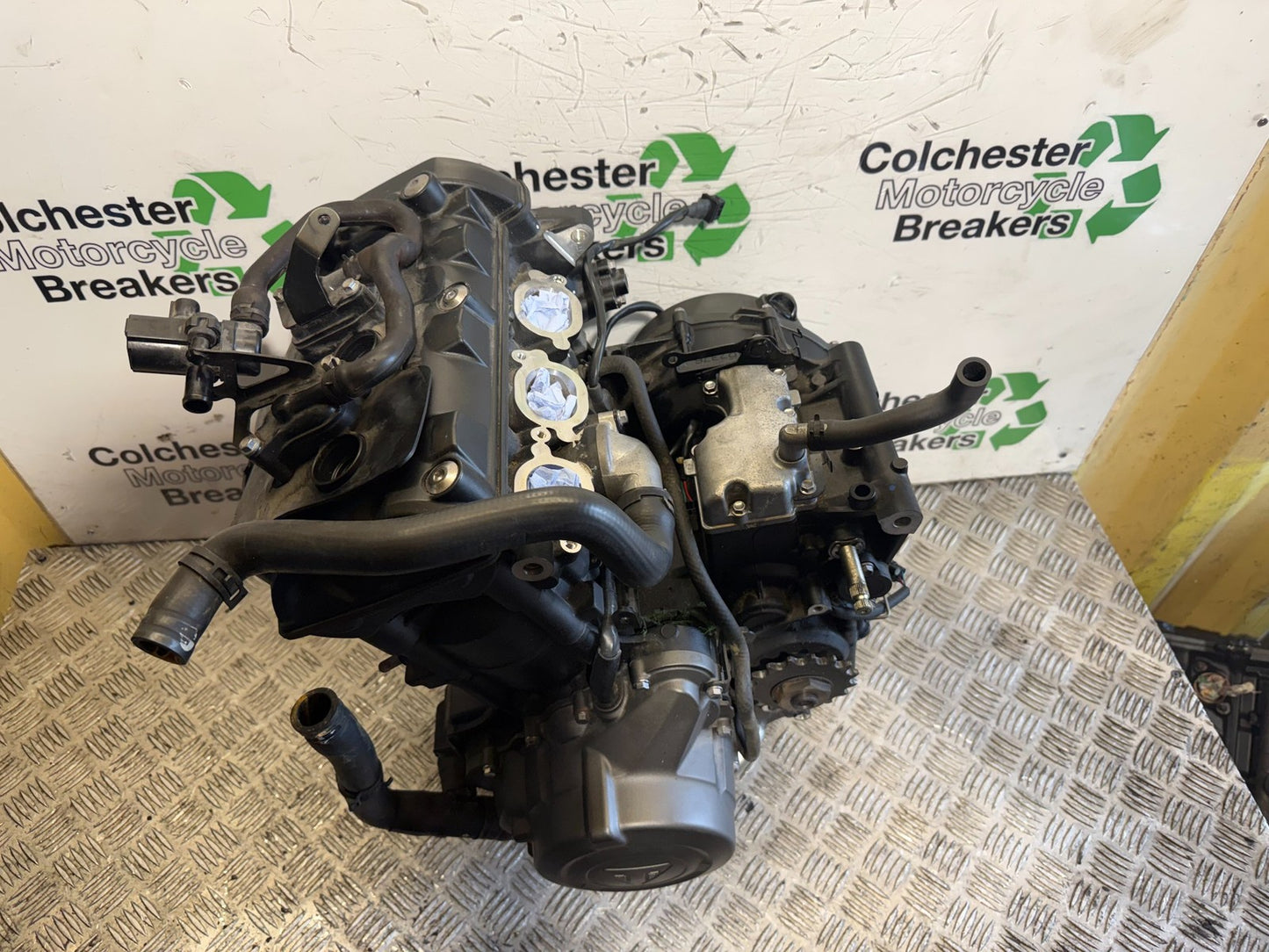 TRIUMPH TRIDENT 660 ENGINE YEAR 2021-2024 (CMB1295) - ONLY 2,700 MILES!