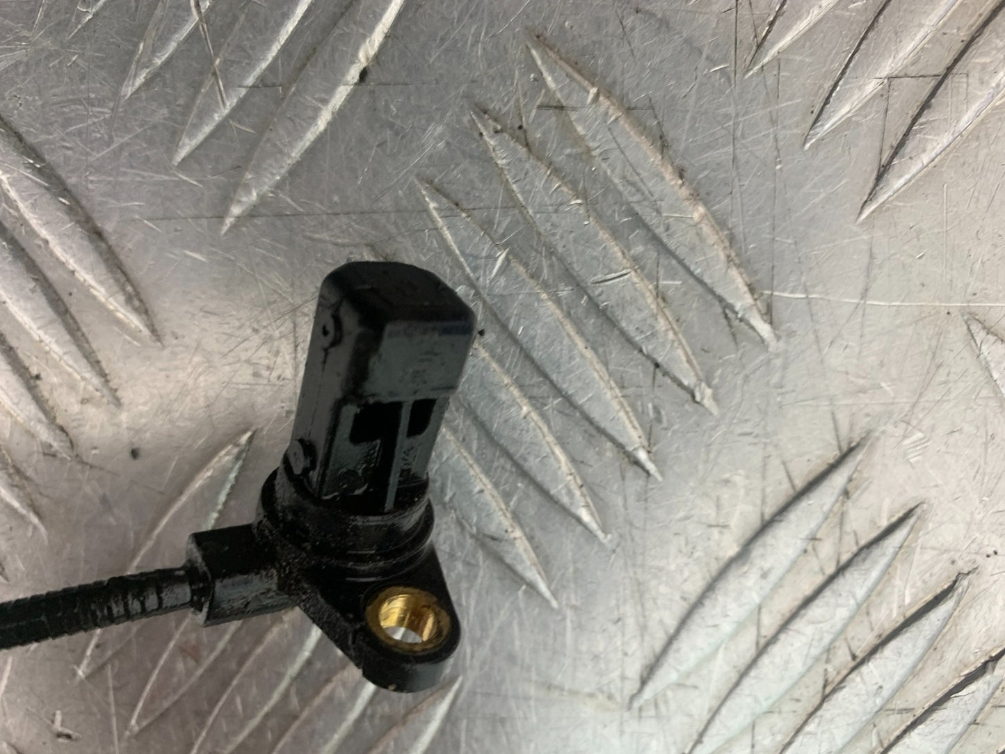 PIAGGIO VESPA GTS 125 FRONT ABS SENSOR YEAR 2009-2014 (CMB1261)