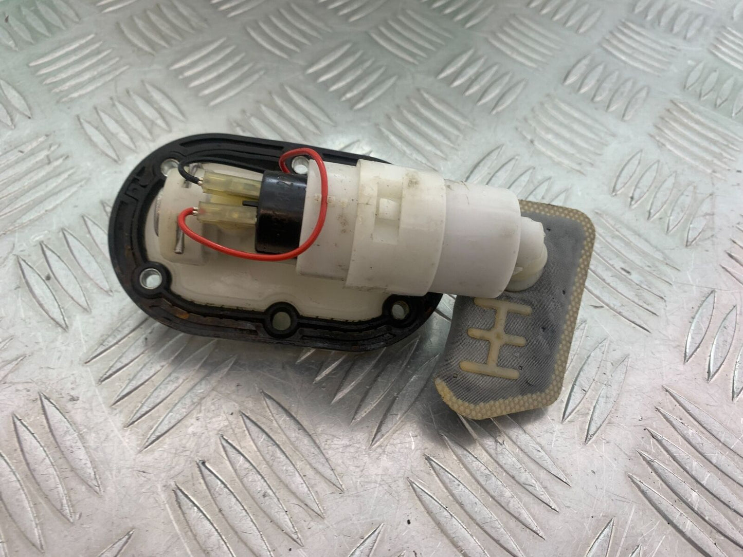 BLUROC LEGEND 125 PETROL PUMP YEAR 2022 (CMB1041)